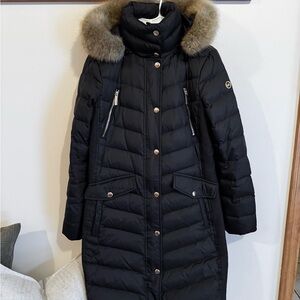 Michael Kors Women's Faux-Fur Trim Hooded Long Puffer Coat (XS)